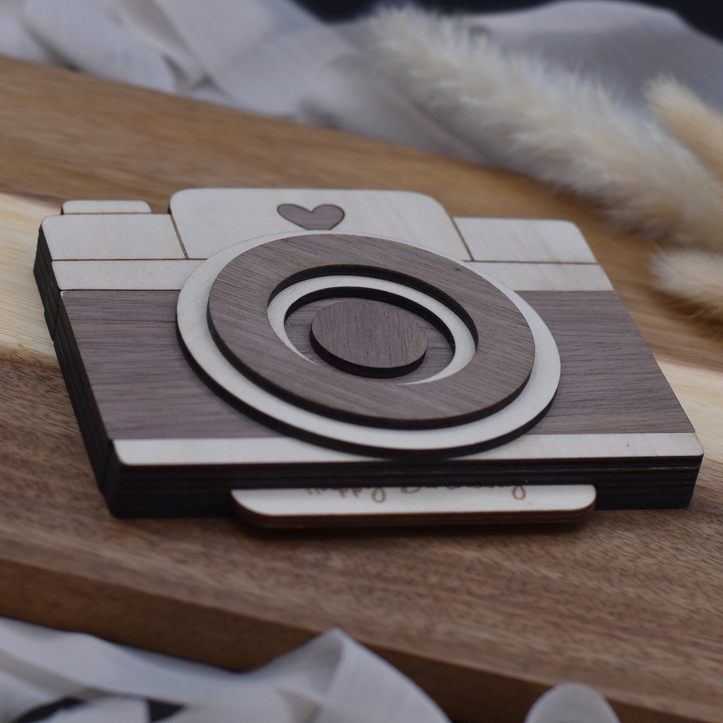 Personalisierbare Holzkamera